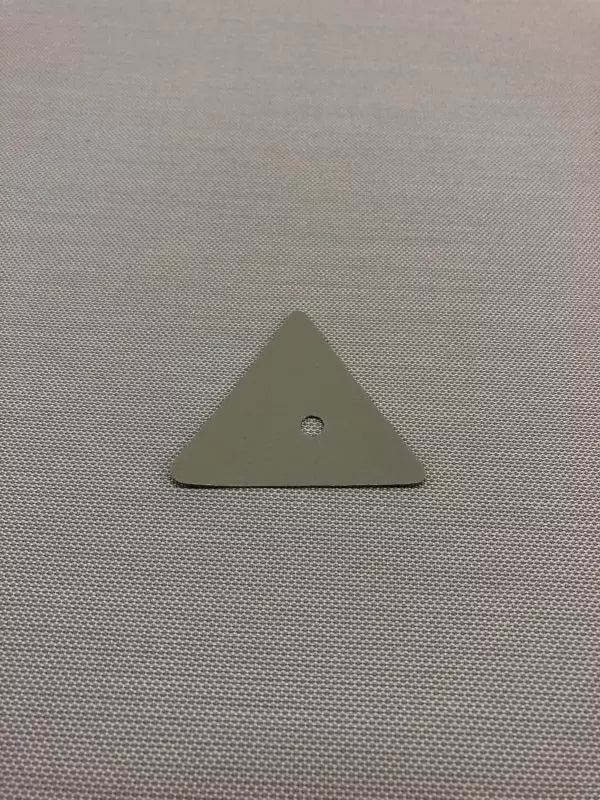 KALESJEHJERTE TREKANT MED 4 MM HULL